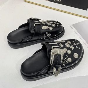 Punk Rock Vintage Cutout Rivets PU Mule Slippers